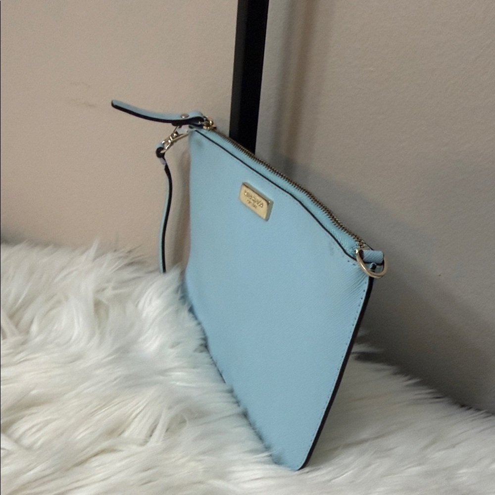 Kate Spade Light Blue Wristlet Clutch. NWOT - Picture 5 of 7